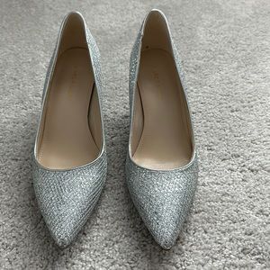 Women’s silver pumps